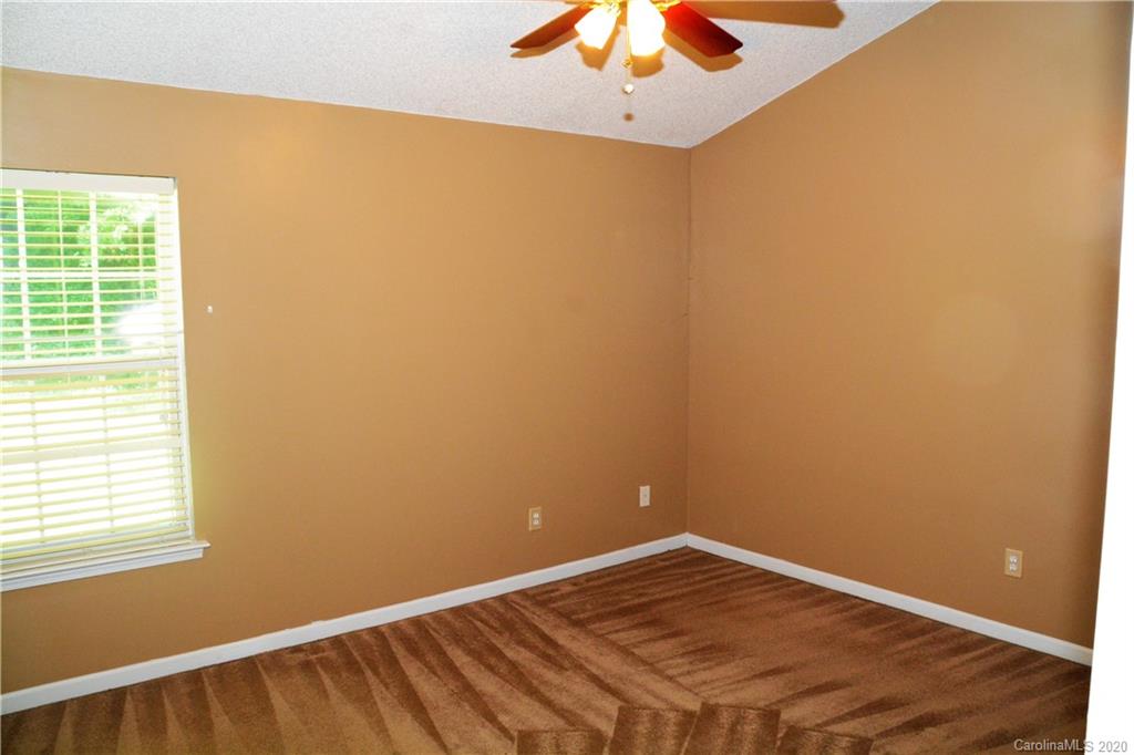 5331 Ruth Drive Charlotte, NC 28215 - Photo 22 of 29 Gallery Image 22