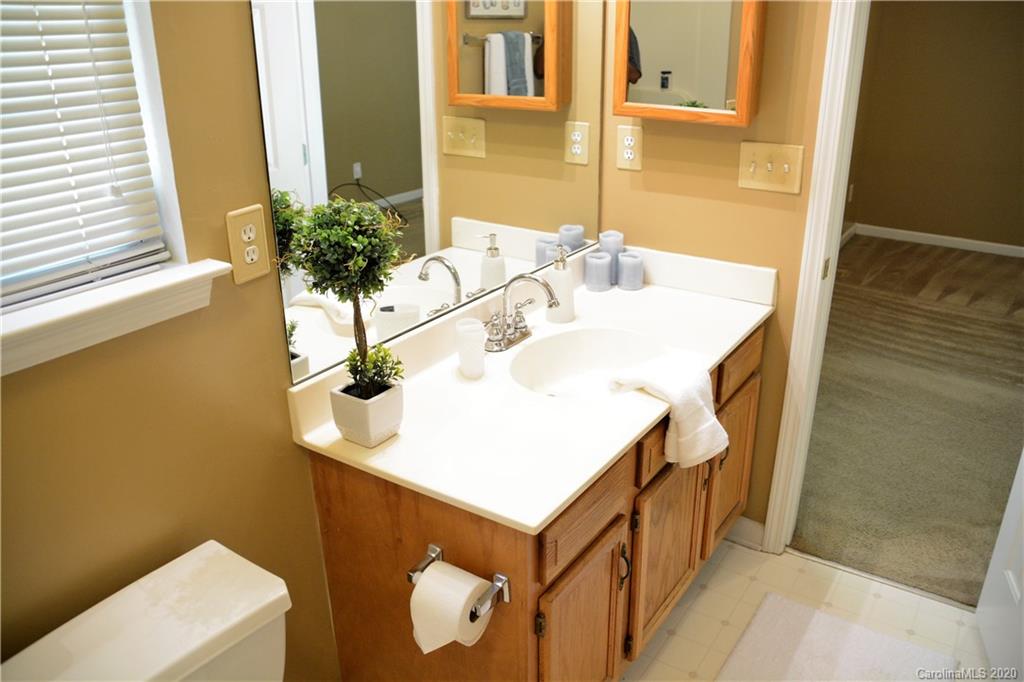 5331 Ruth Drive Charlotte, NC 28215 - Photo 25 of 29 Gallery Image 25