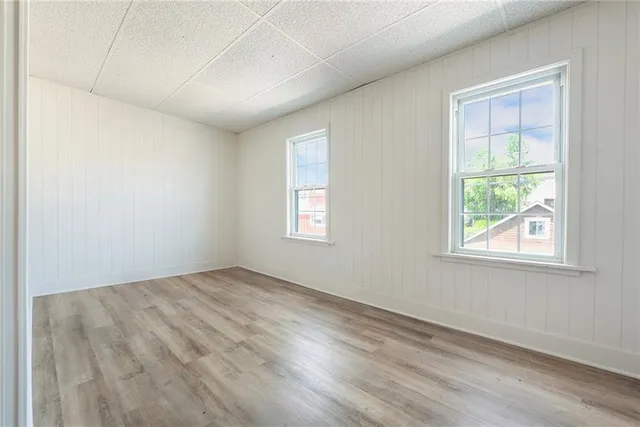 $194,000 | 322 East Barr Street, McDonald, PA 15057