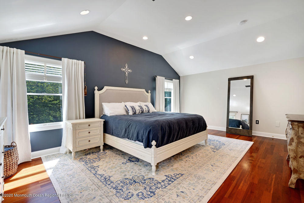 27 Southern Way Princeton, NJ 08540 - Photo 29 of 63 a bedroom with a large bed and a large window