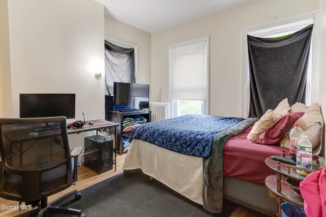 $239,999 | 452 Hudson Avenue, Albany, NY 12203