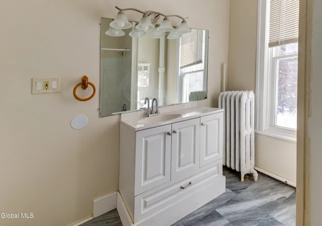 $210,000 | 452 Hudson Avenue, Albany, NY 12203