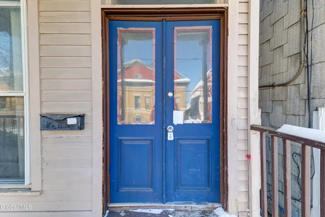 $210,000 | 452 Hudson Avenue, Albany, NY 12203