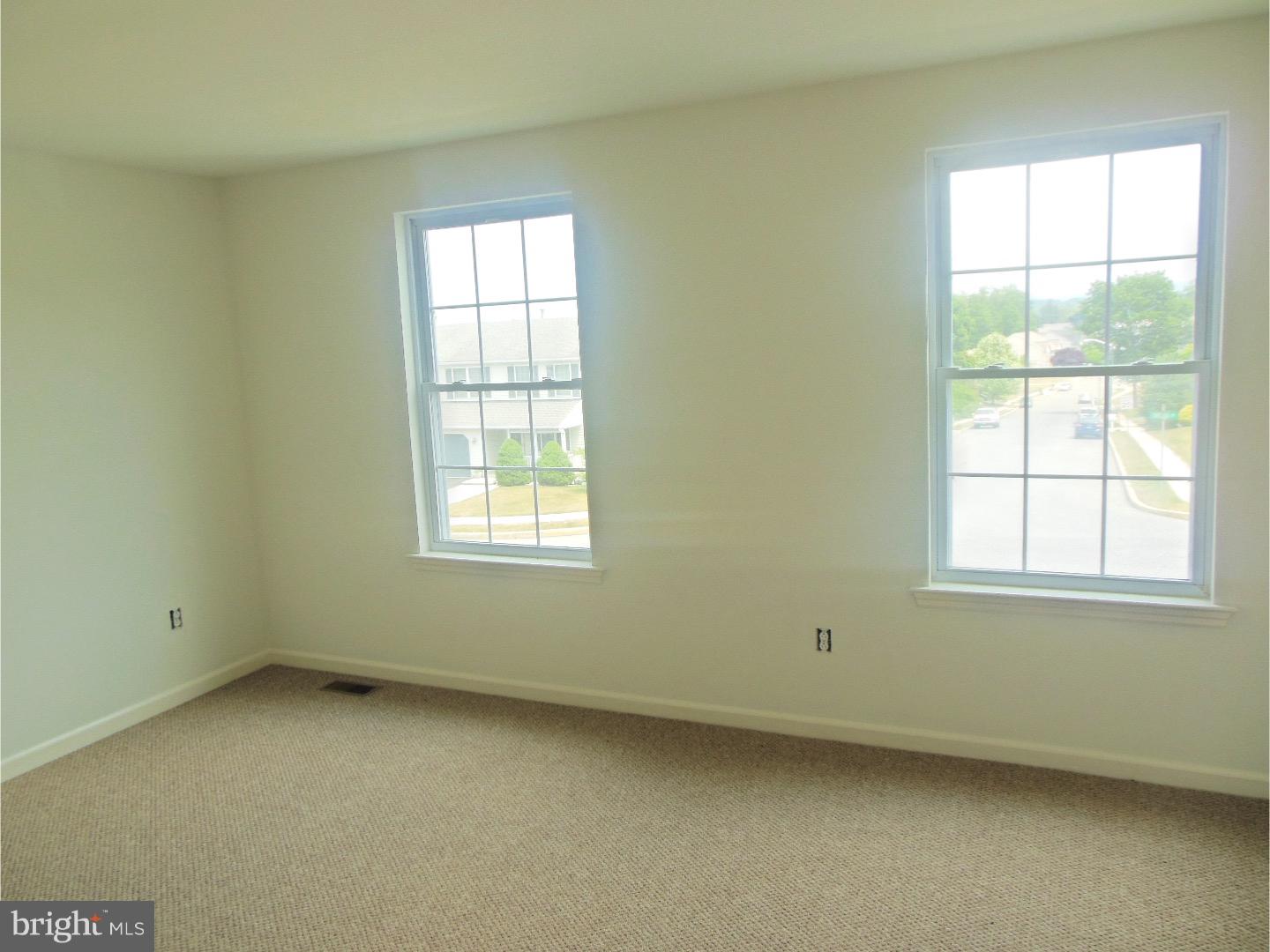 378 Oneida Drive Sinking Spring, PA 19608 - Photo 12 of 12 Gallery Image 12