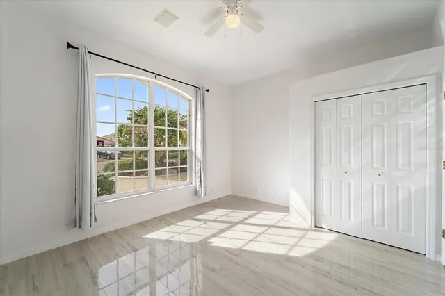 $1,050,000 | 6585 Waters Edge Way, Lakewood Ranch, FL 34202