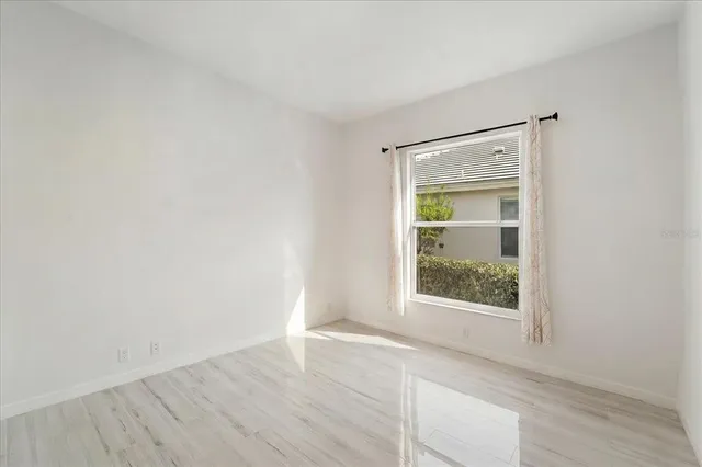 $1,050,000 | 6585 Waters Edge Way, Lakewood Ranch, FL 34202