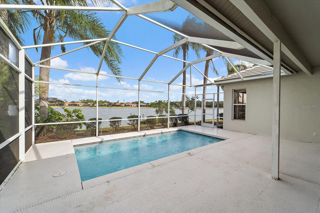 6585 Waters Edge Way Lakewood Ranch, FL 34202 - Photo 36 of 59