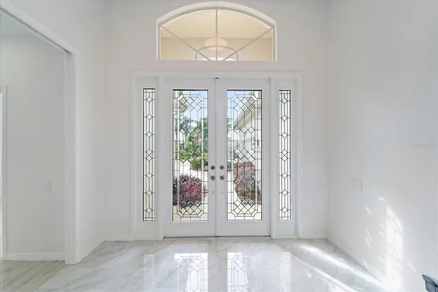 $1,050,000 | 6585 Waters Edge Way, Lakewood Ranch, FL 34202