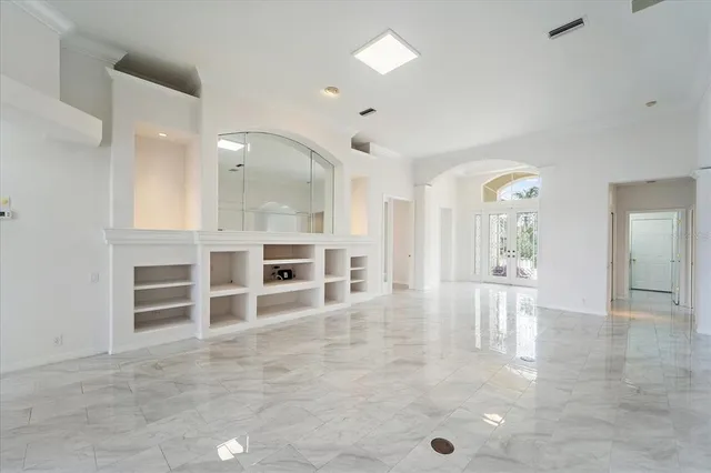 $1,050,000 | 6585 Waters Edge Way, Lakewood Ranch, FL 34202