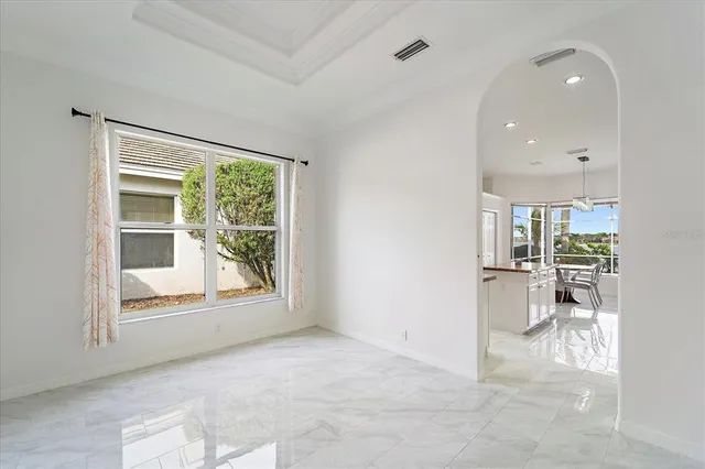 $1,050,000 | 6585 Waters Edge Way, Lakewood Ranch, FL 34202