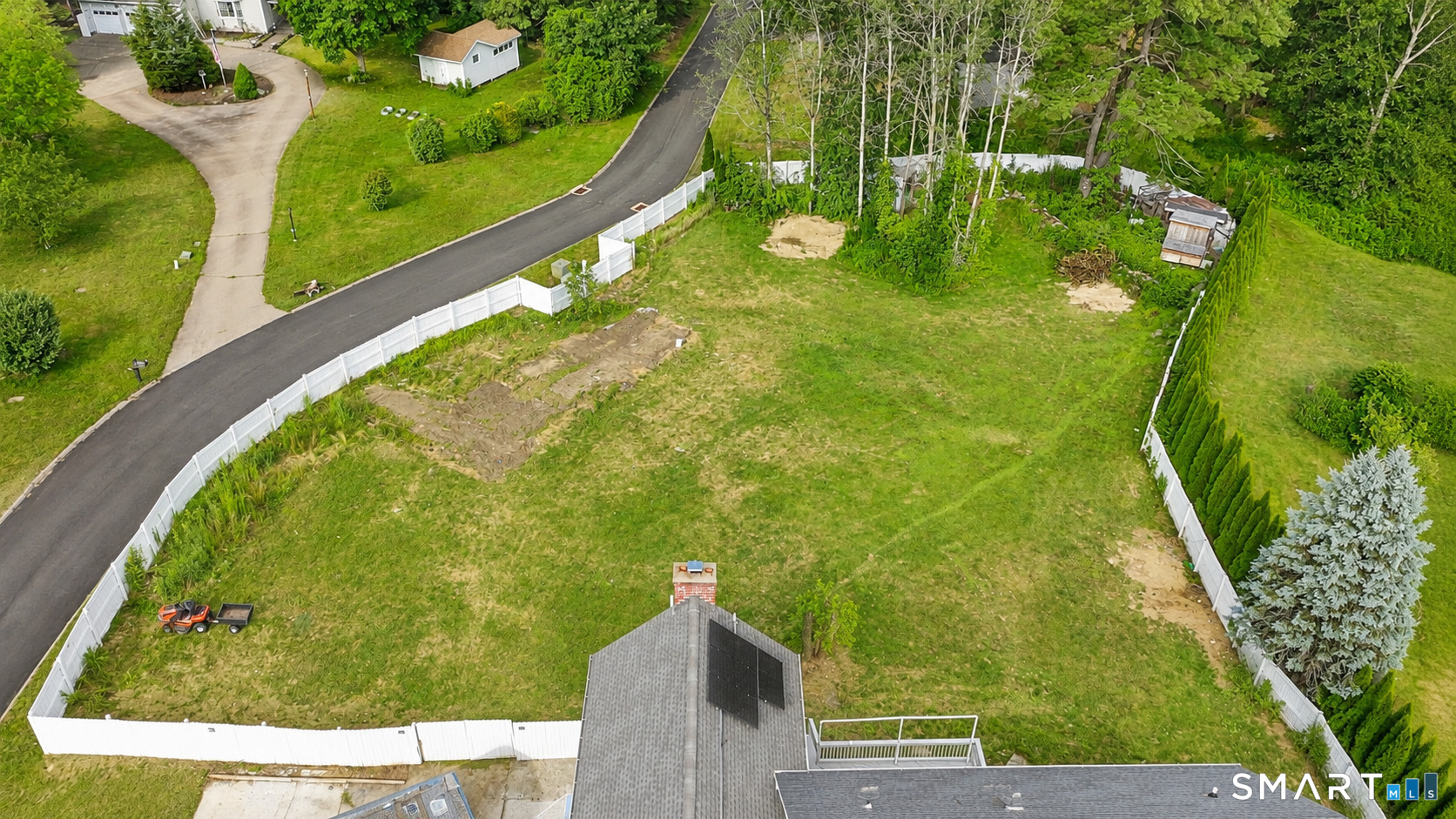 3 Old Oak Road Norwich, CT 06360 - Photo 3 of 32