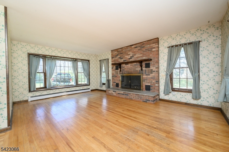 105 Morning Glory Road Warren, NJ 07059 - Photo 14 of 46