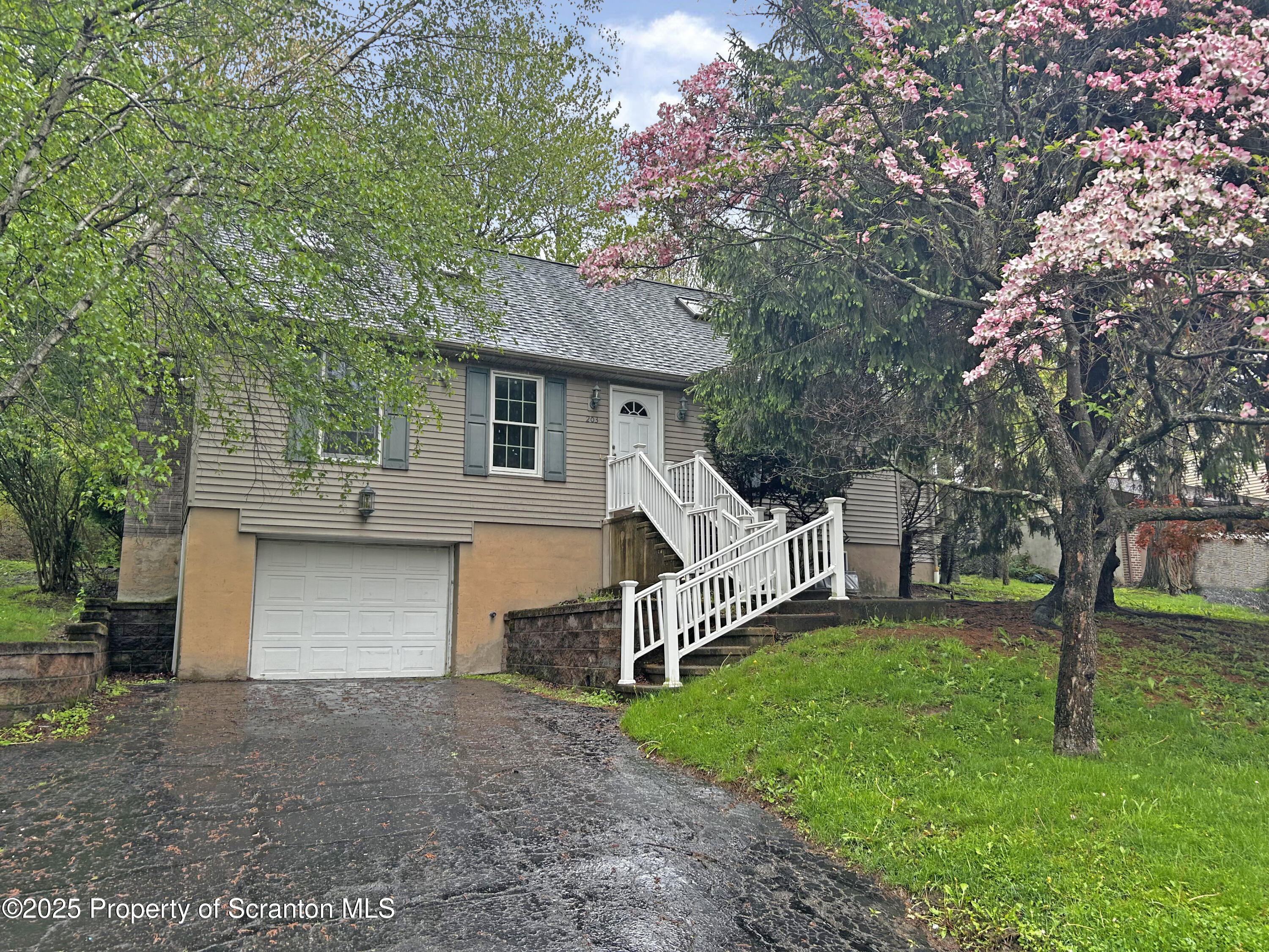 203 Willow Road Dalton, PA 18414 - Photo 1 of 27 IMG_5823