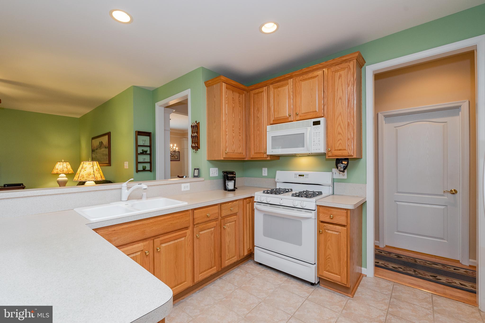 362 Grey Friars Road Westminster, MD 21158 - Photo 15 of 37 Kitchen