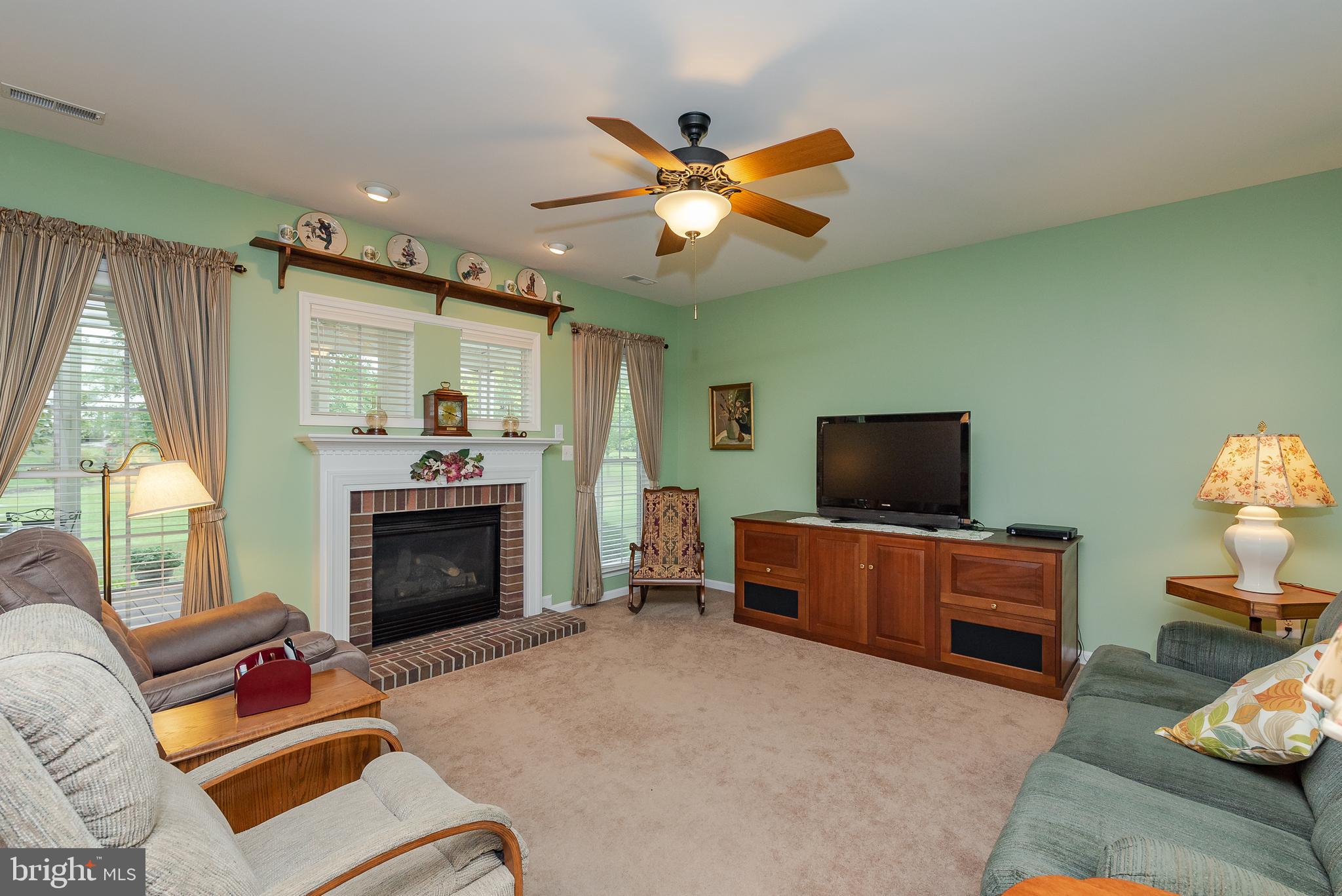 362 Grey Friars Road Westminster, MD 21158 - Photo 9 of 37 Family Room