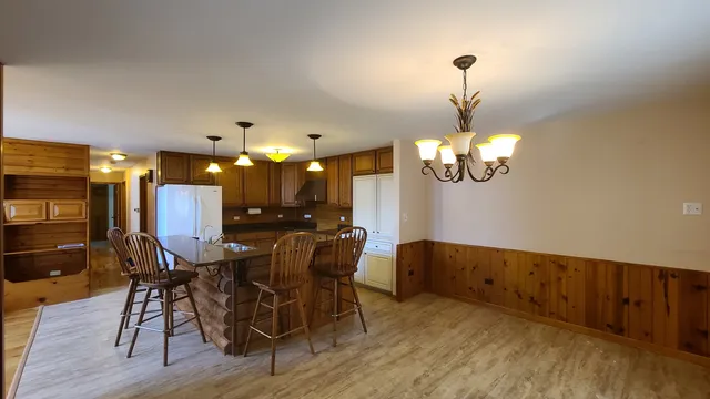 $595,000 | 43W951 Fox Hill Court, St. Charles, IL 60175