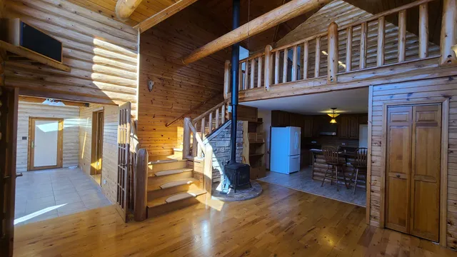 $595,000 | 43W951 Fox Hill Court, St. Charles, IL 60175