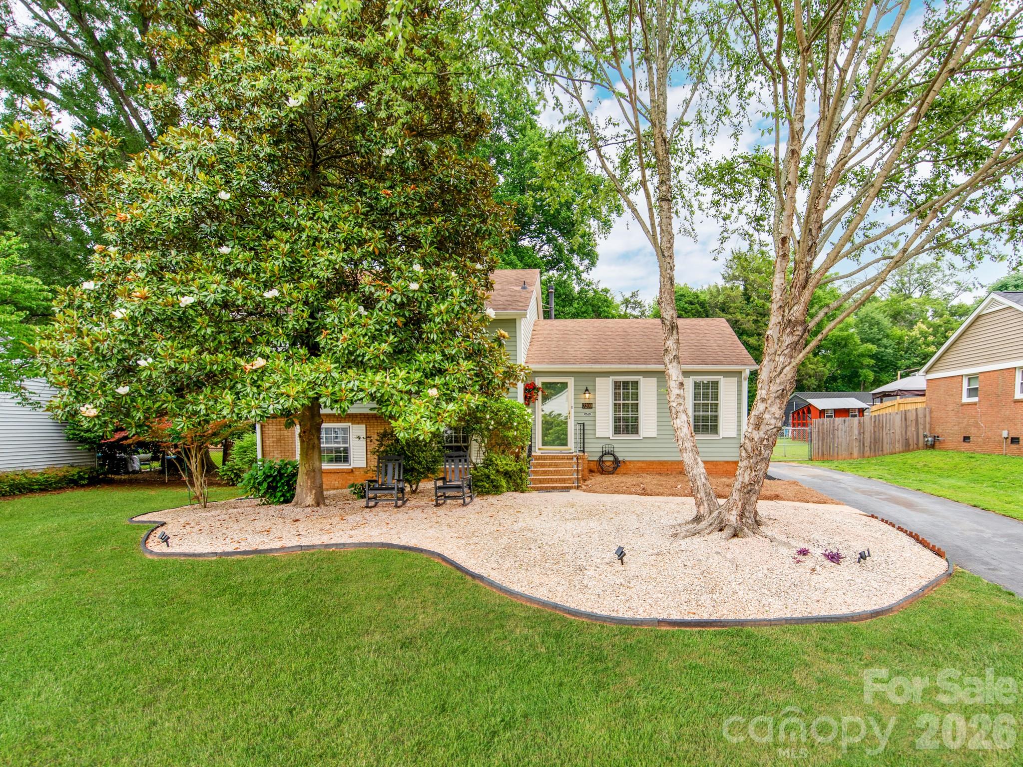 7200 Fox Hunt Road Charlotte, NC 28212 - Photo 2 of 38