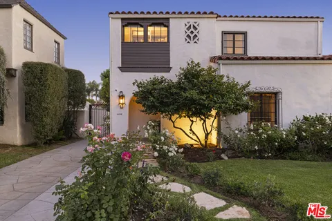 $2,699,000 | 6258 Warner Drive, Los Angeles, CA 90048