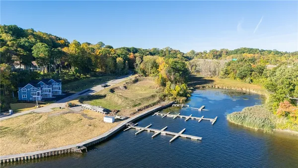 $772,000 | 408 Newport Road, Irondequoit, NY 14622