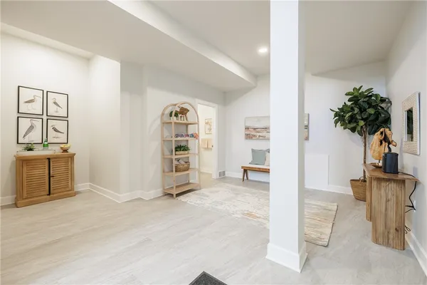 $772,000 | 408 Newport Road, Irondequoit, NY 14622