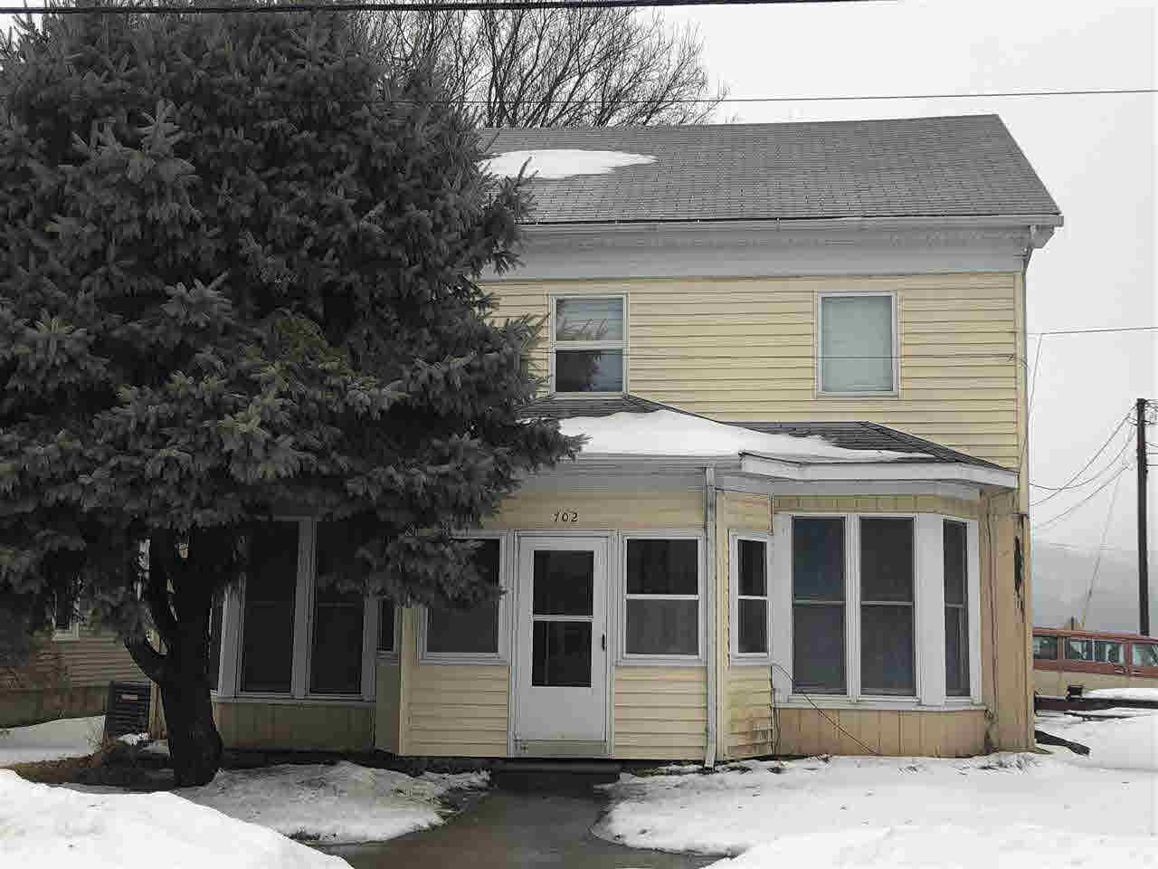 702 Elk Street Sabula, IA 52070 - Photo 1 of 3 Gallery Image 1