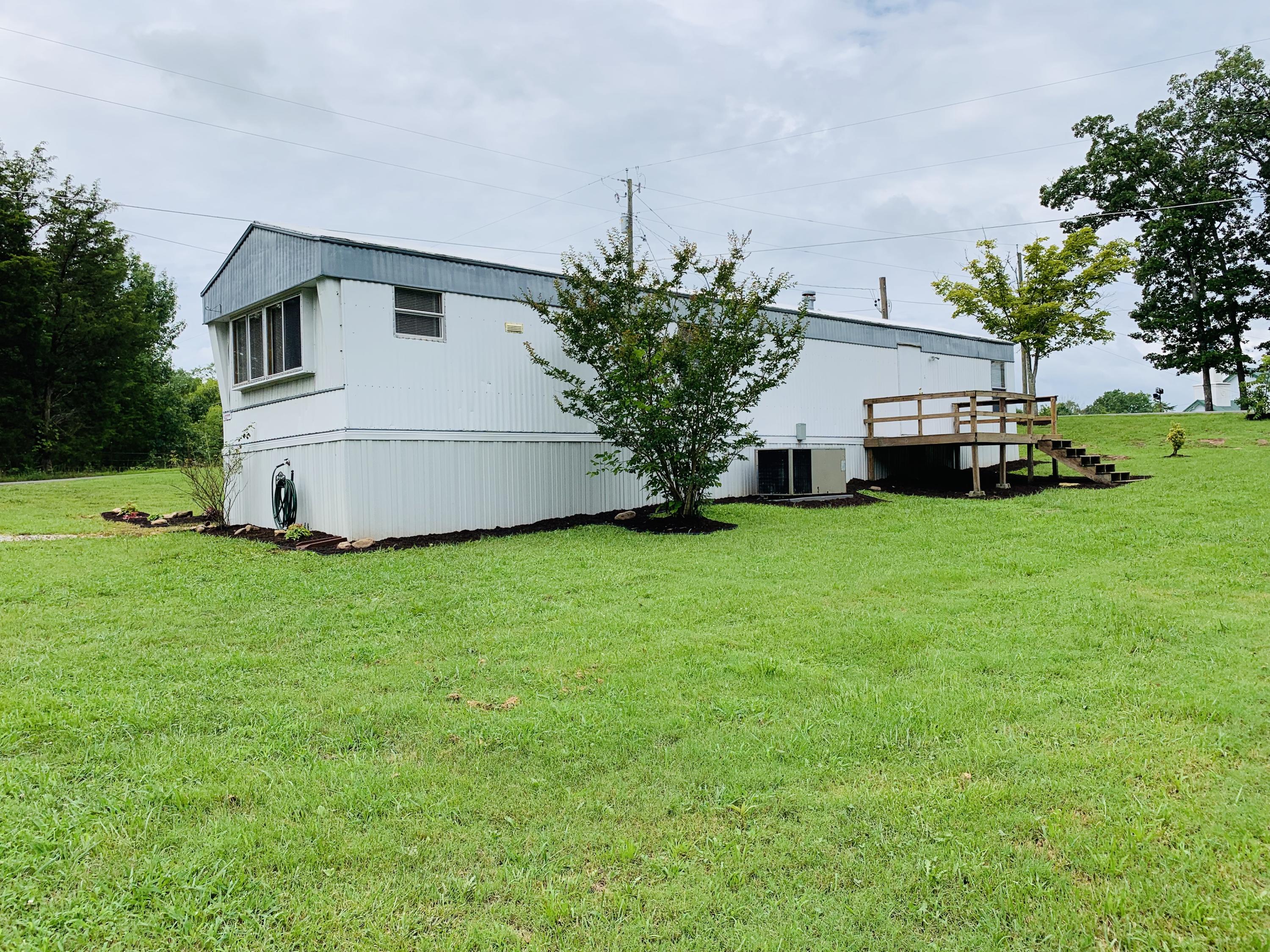 8104 Clapps Chapel Road Corryton, TN 37721 - Photo 4 of 16 IMG_6282