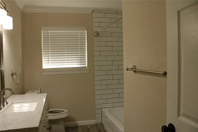 $2,000 | 8203 Wilmerdean Street, Houston, TX 77061