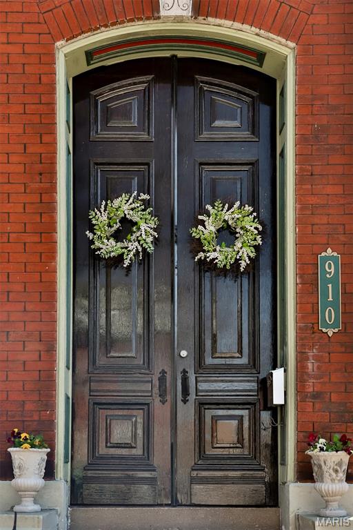 910 Lami Street St. Louis, MO 63104 - Photo 2 of 42