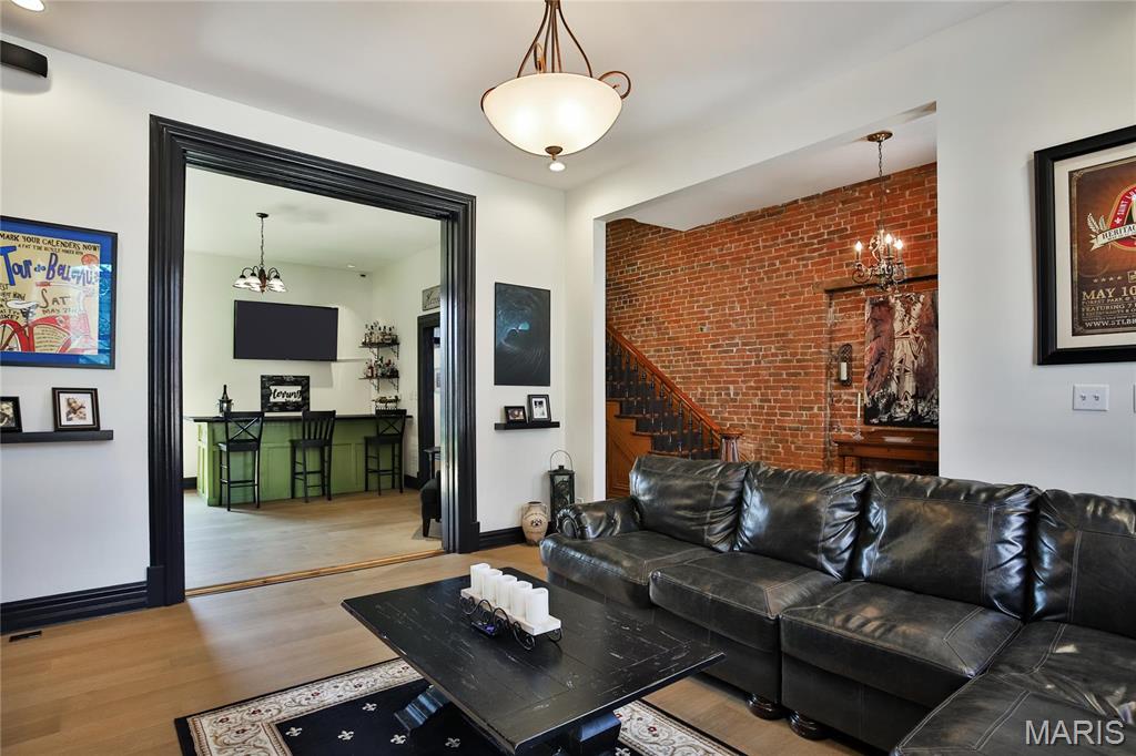 910 Lami Street St. Louis, MO 63104 - Photo 6 of 42