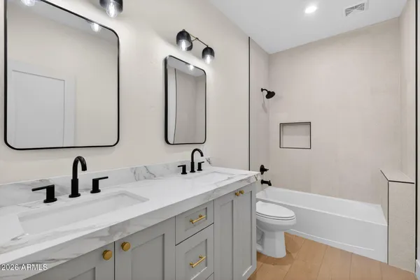 $1,625,000 | 2735 East Flower Court, Gilbert, AZ 85298