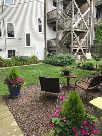 $1,700 | 1529 North Claremont Avenue, Unit G, Chicago, IL 60622