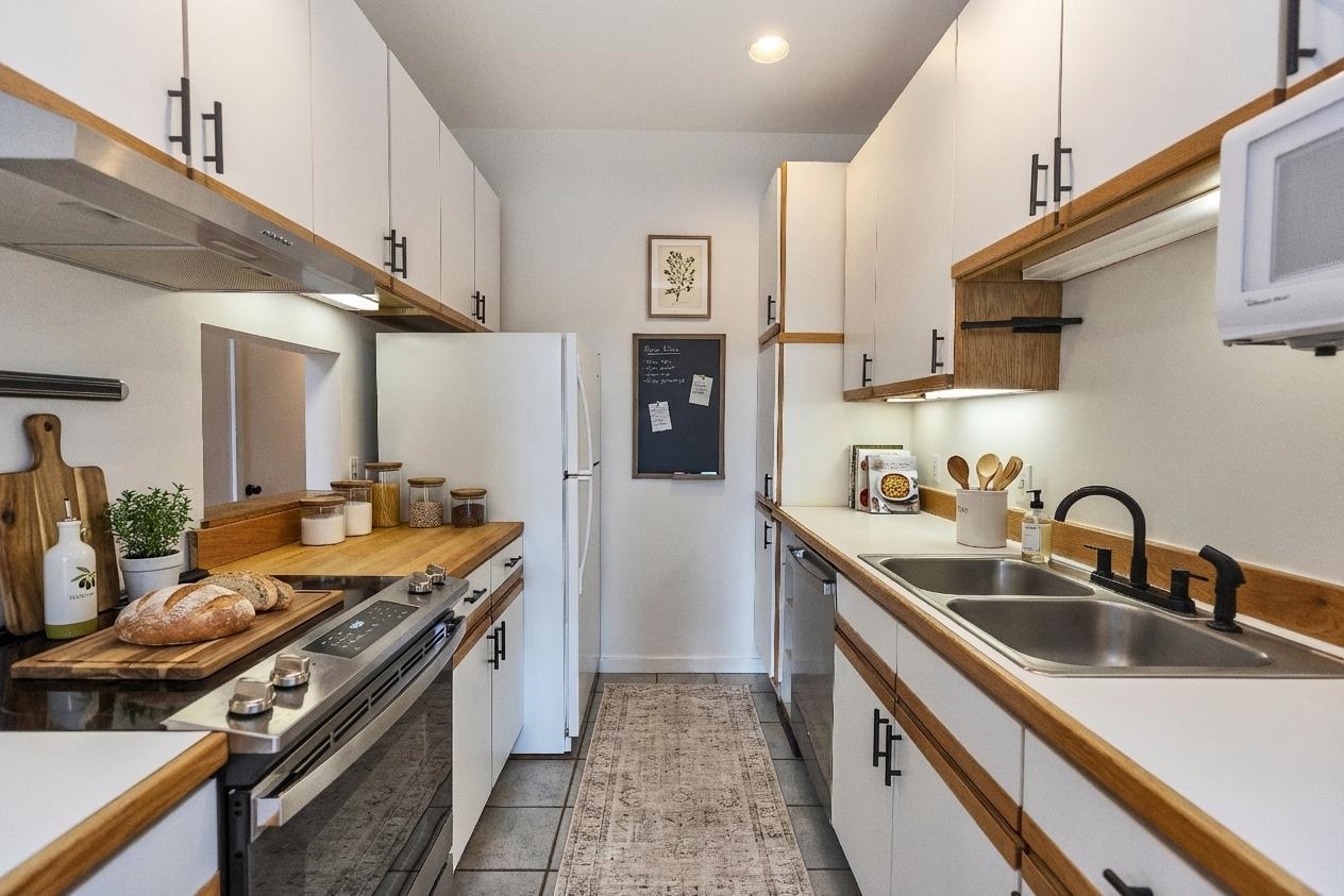 37 Church Street, Unit 13 Keene, NH 03431 - Photo 13 of 53