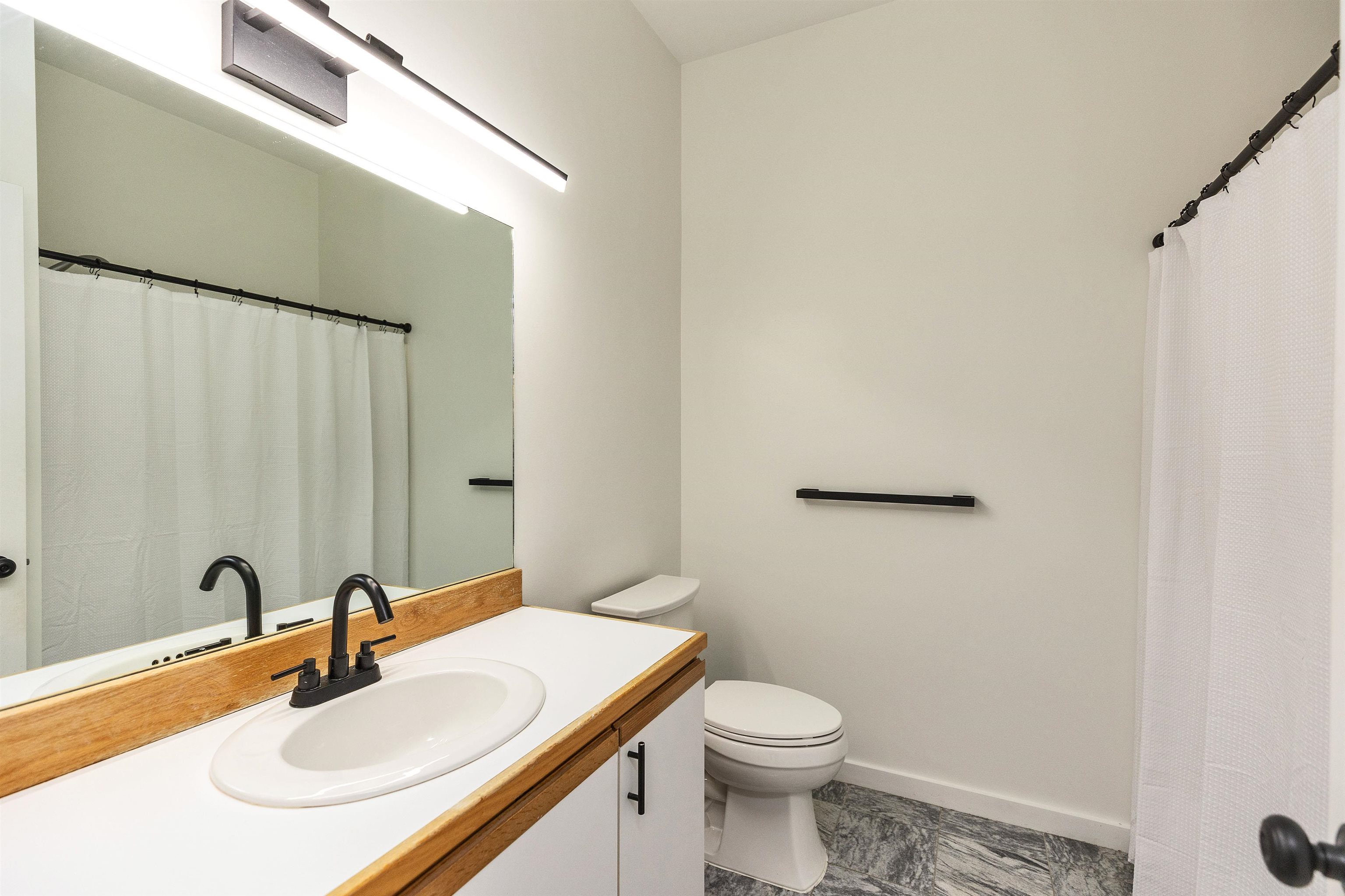 37 Church Street, Unit 13 Keene, NH 03431 - Photo 33 of 53