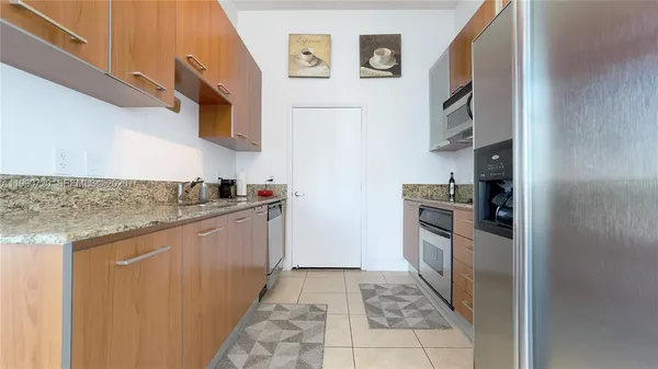 $3,450 | 9066 Southwest 73rd Court, Unit 501, Miami, FL 33156