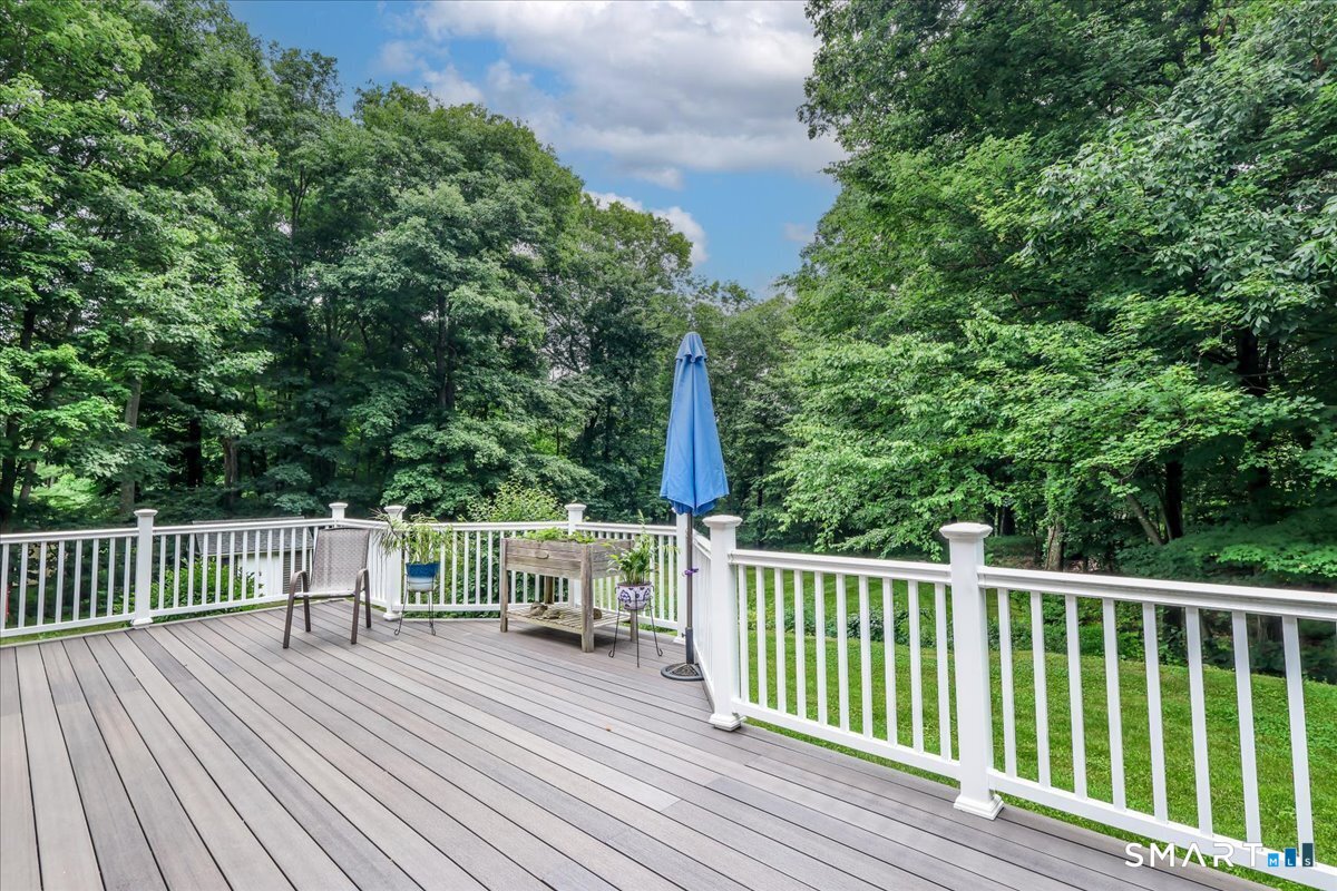 32 Country Way Bethel, CT 06801 - Photo 3 of 40