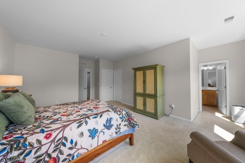 4 Sadie Circle, Unit 4205 Union, NJ 07083 - Photo 19 of 49