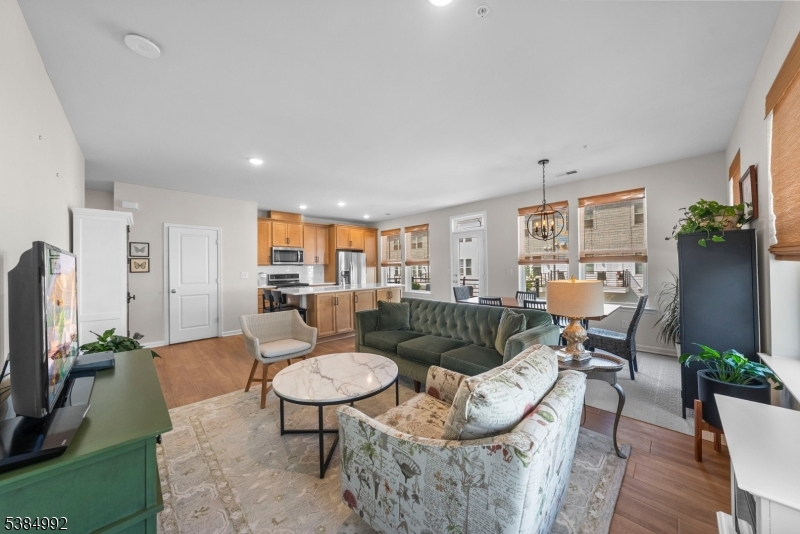 4 Sadie Circle, Unit 4205 Union, NJ 07083 - Photo 2 of 49