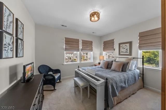 $779,999 | 4 Sadie Circle, Unit 4205, Union, NJ 07083