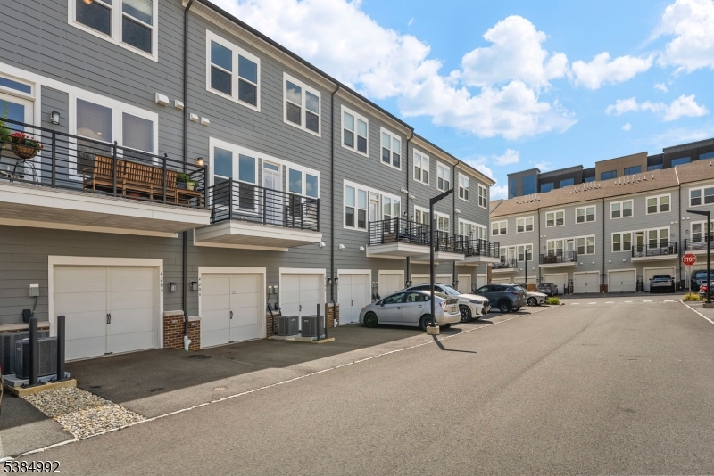 4 Sadie Circle, Unit 4205 Union, NJ 07083 - Photo 47 of 49