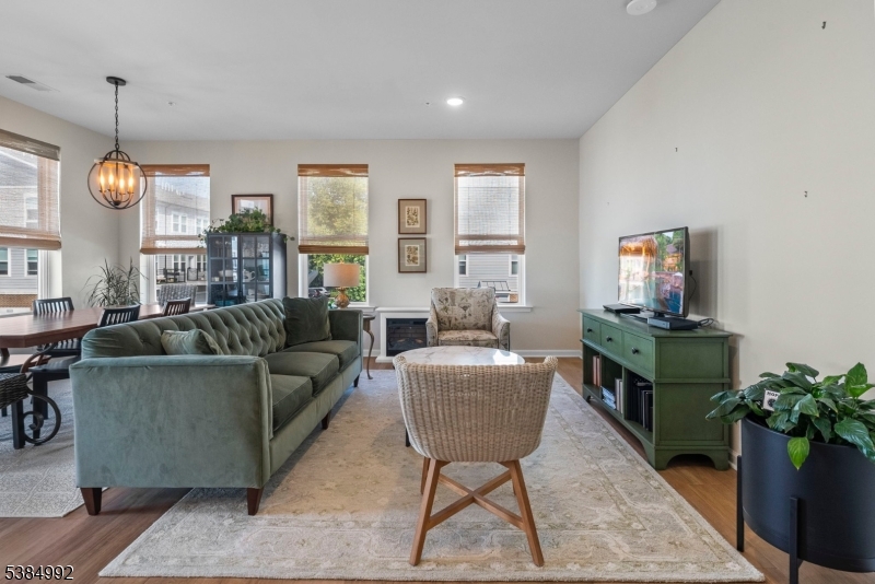 4 Sadie Circle, Unit 4205 Union, NJ 07083 - Photo 8 of 49