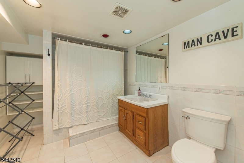 27 Mountain Road Rockaway, NJ 07866 - Photo 25 of 32