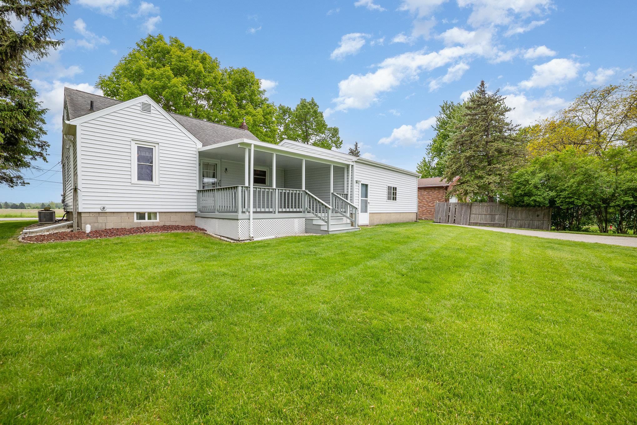 1725 Midland Road Bay City, MI 48706 - Photo 21 of 40 Gallery Image 21