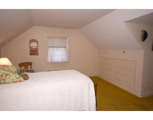 31 Bacon Road Belmont, MA 02478 - Photo 12 of 16 Gallery Image 12