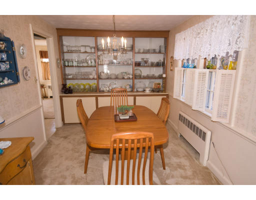 31 Bacon Road Belmont, MA 02478 - Photo 5 of 16 Gallery Image 5
