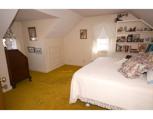 31 Bacon Road Belmont, MA 02478 - Photo 10 of 16 Gallery Image 10