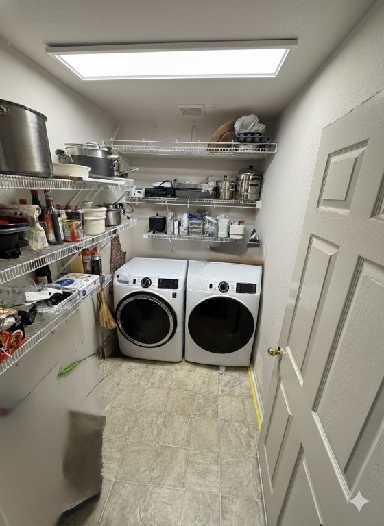 15200 Mandarin Crossing Pflugerville, TX 78660 - Photo 9 of 17 a utility room with sink dryer and washer