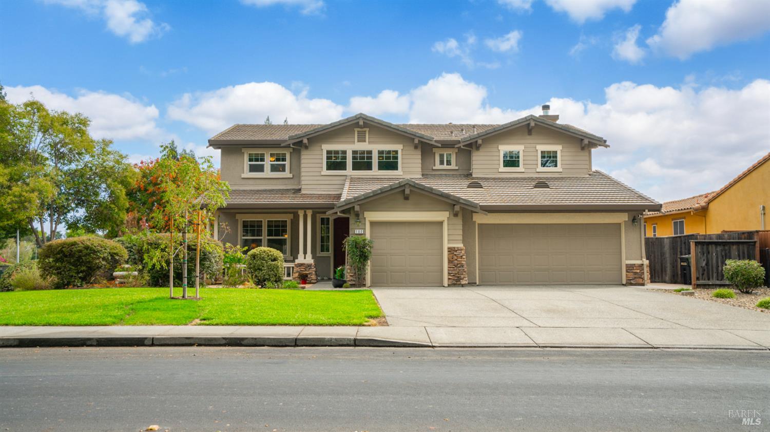160 Fruitvale Road Vacaville, CA 95688 - Photo 1 of 1 160 Fruitvale Rd, corner lot 3-car garage home