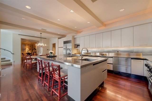 1939 North Howe Street Chicago, IL 60614 - Photo 14 of 54 a kitchen with appliances a sink and cabinets