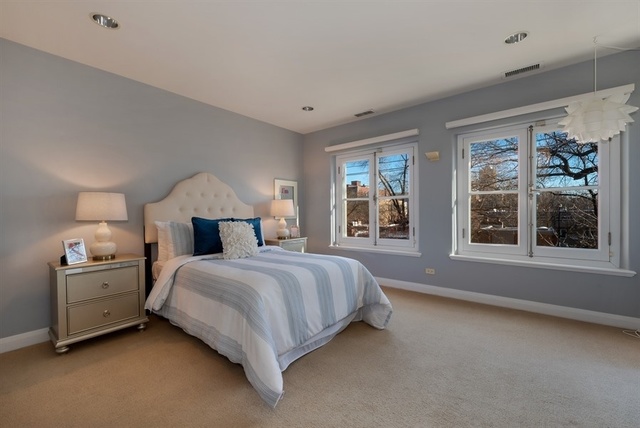 1939 North Howe Street Chicago, IL 60614 - Photo 38 of 54 a bedroom with bed and window